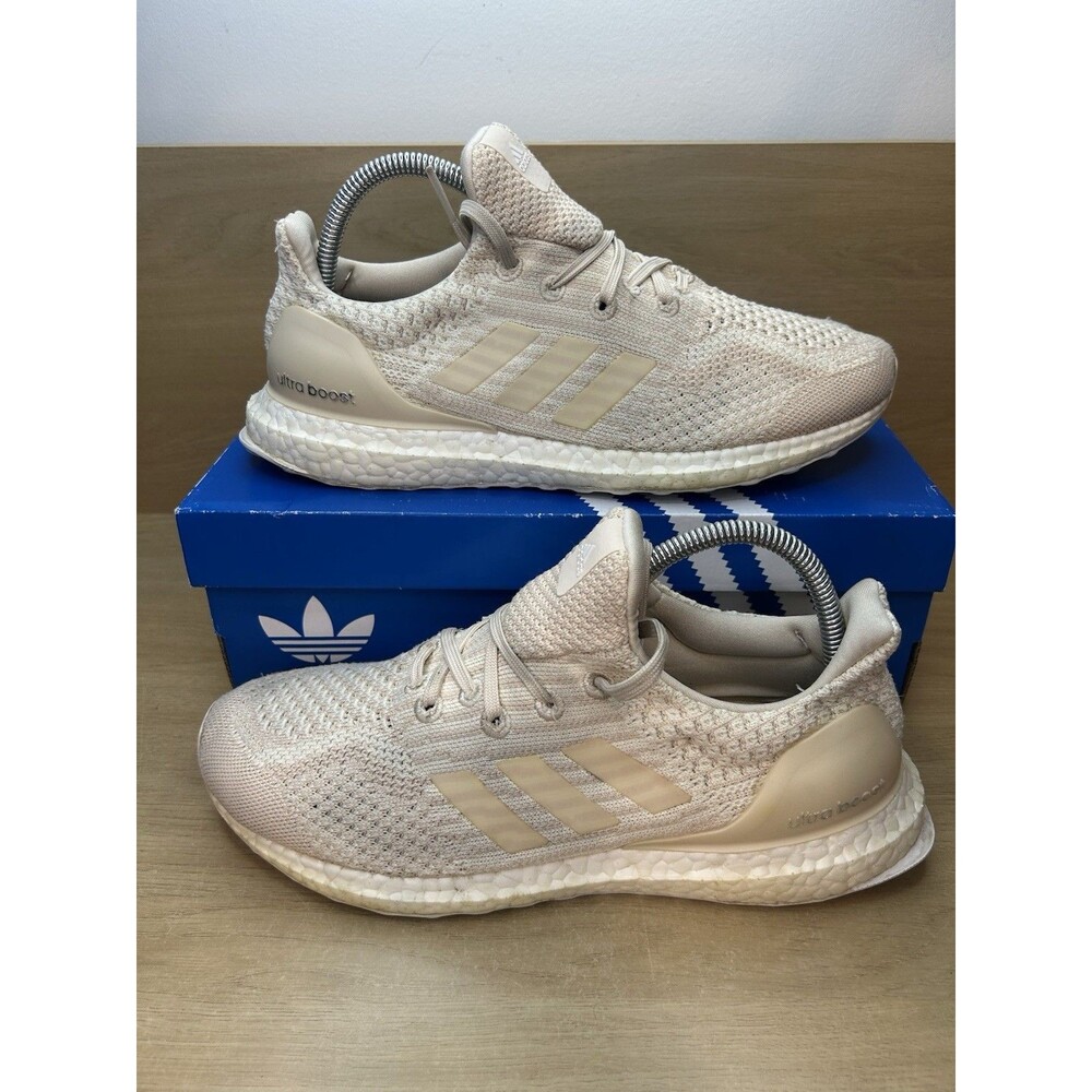 Adidas UltraBoost 5.0 Women's Size 9 Running Shoes Halo Ivory